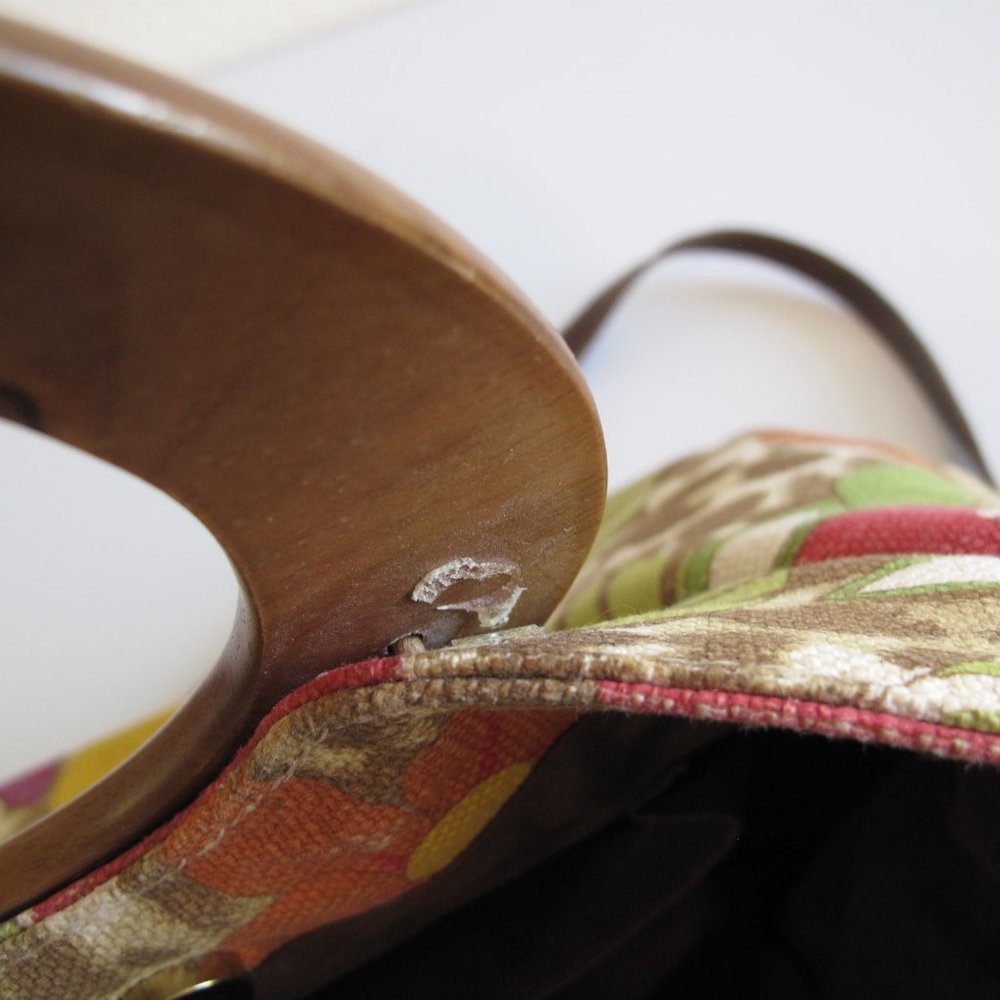 RELIC Tropical Floral Print Crossbody Purse - Picture 6 of 13